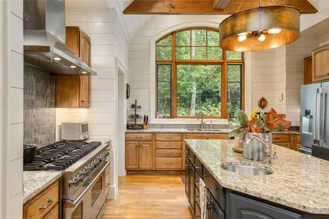 139 Foxglove Trail Cashiers NC 28717