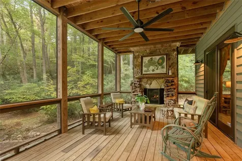 139 Foxglove Trail Cashiers NC 28717