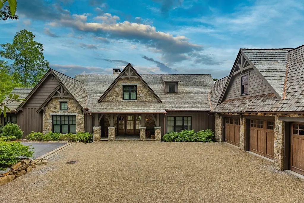 2068 High Mountain Drive Cashiers NC 28717