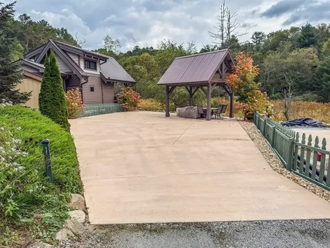 19 Highlands Way Scaly Mountain NC 28775