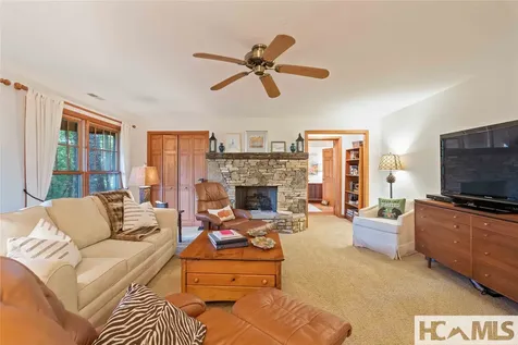 51 Clawsfoot Court Sapphire NC 28774