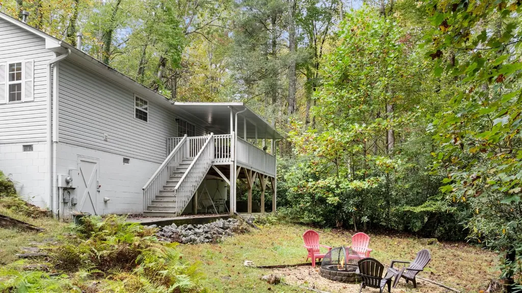 115 Juniper Court Sapphire NC 28774