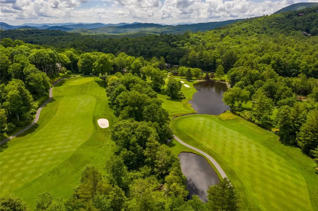 496 Birchwood Drive Highlands NC 28741