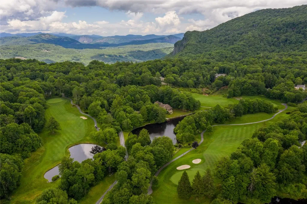 496 Birchwood Drive Highlands NC 28741