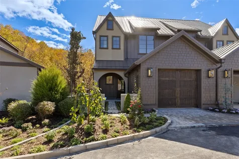 496 Birchwood Drive Highlands NC 28741