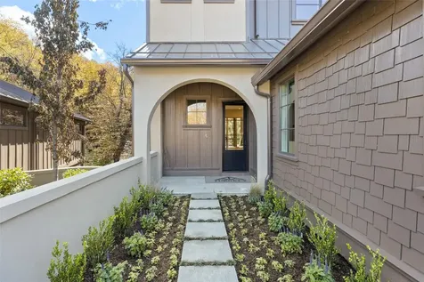 496 Birchwood Drive Highlands NC 28741