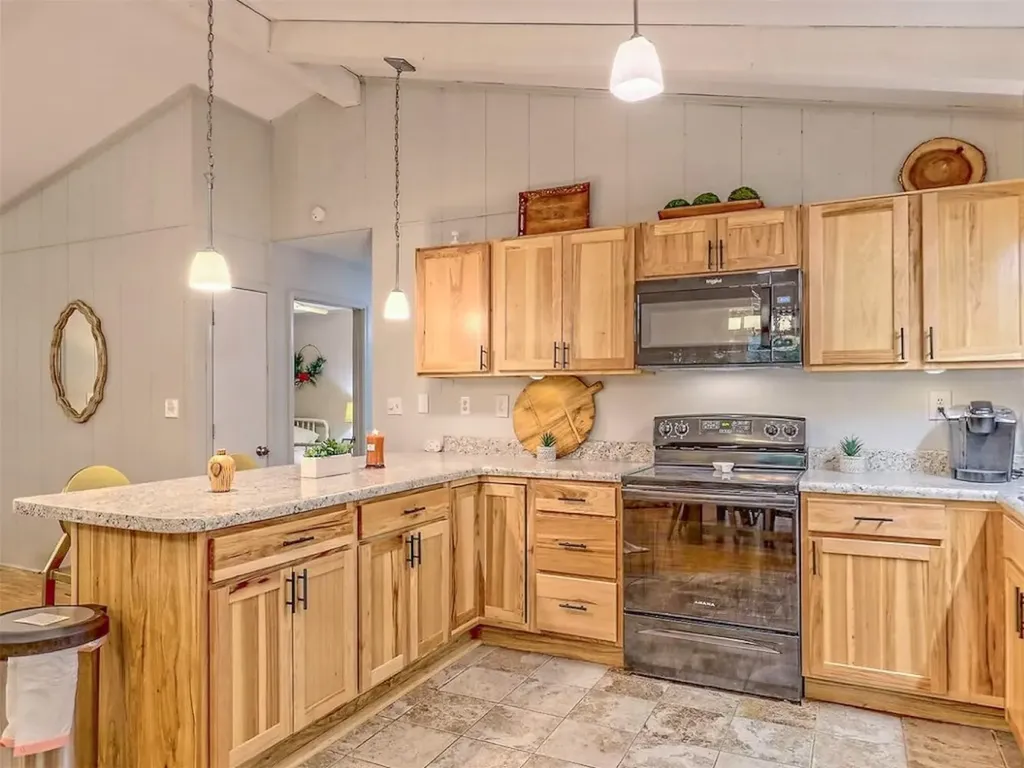 767 Driver Lane Sky Valley GA 30537