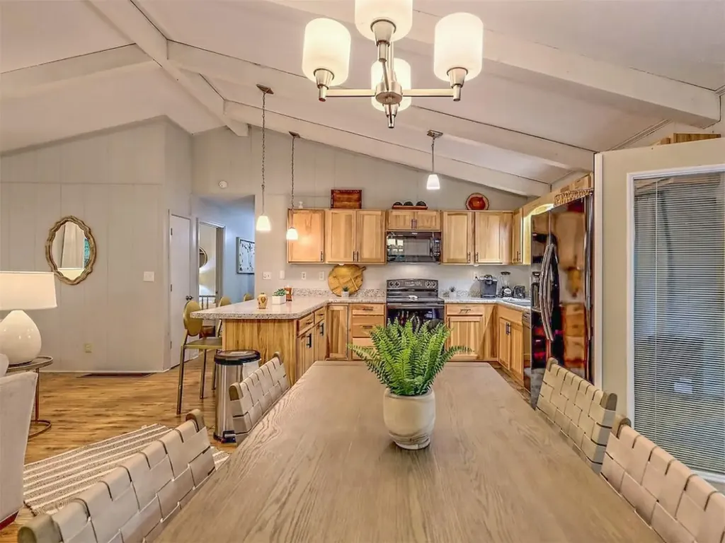 767 Driver Lane Sky Valley GA 30537