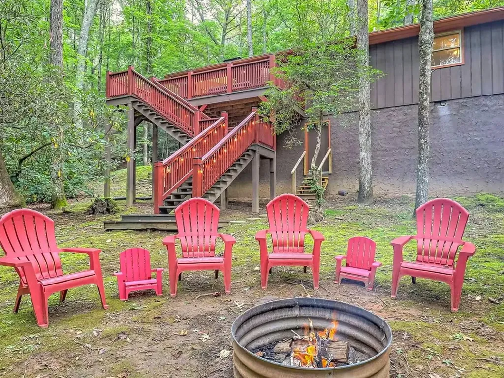 767 Driver Lane Sky Valley GA 30537