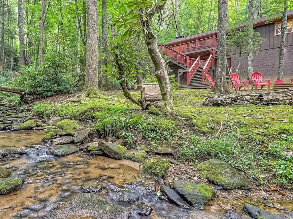 767 Driver Lane Sky Valley GA 30537