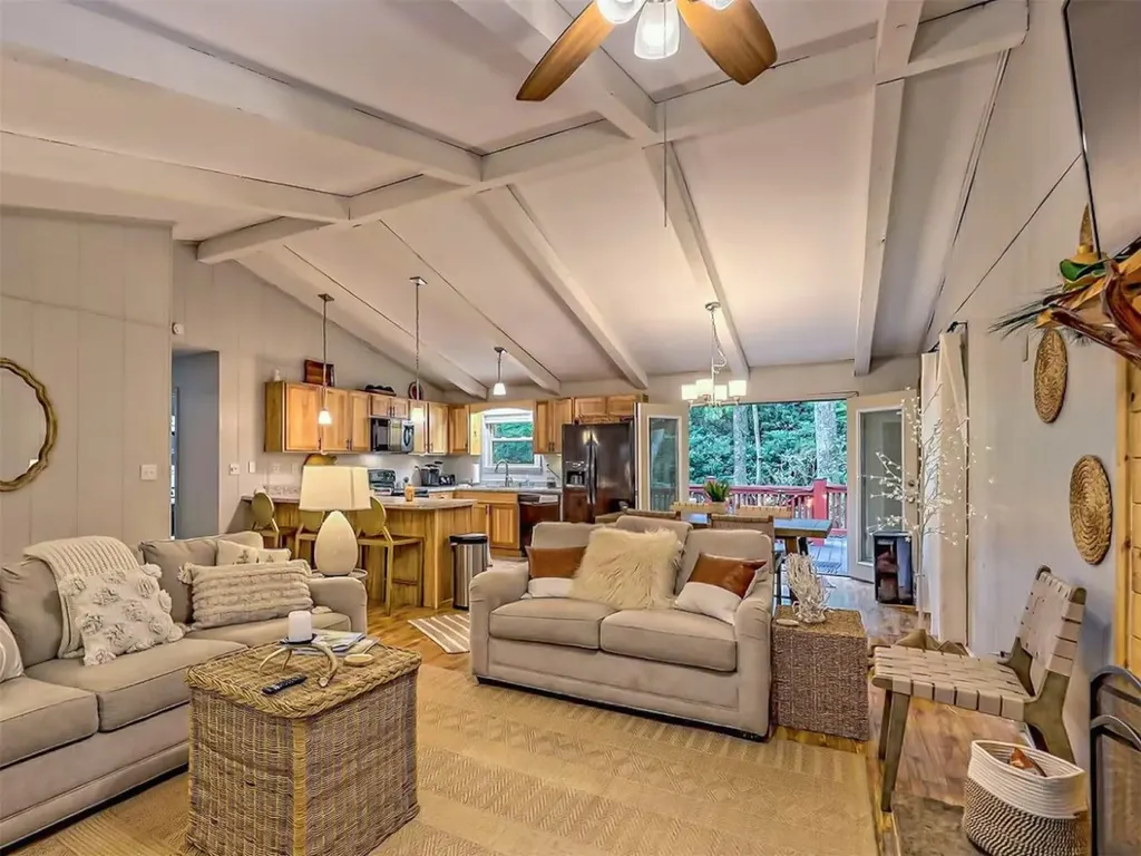 767 Driver Lane Sky Valley GA 30537