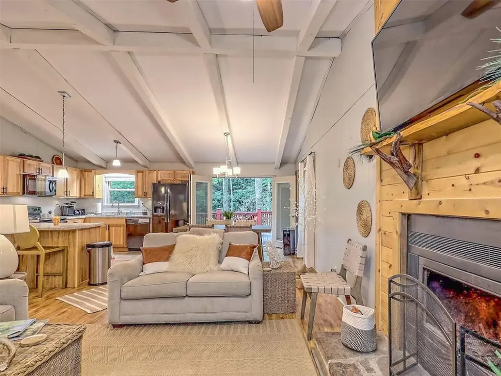 767 Driver Lane Sky Valley GA 30537