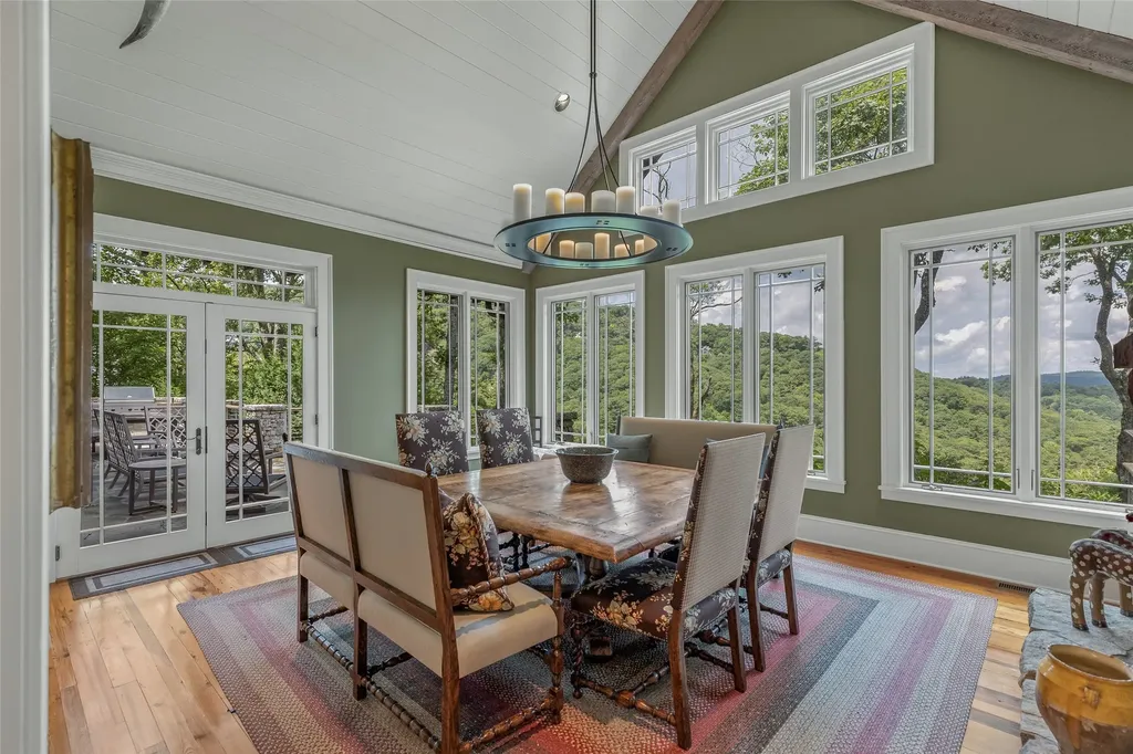 812 Ravenel Ridge Road Highlands NC 28741