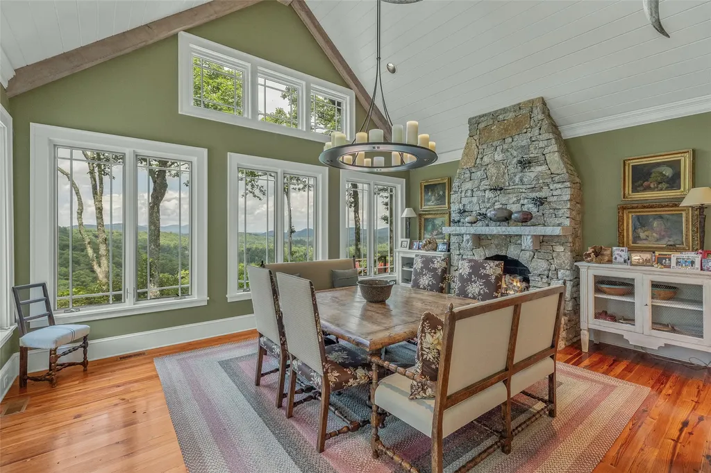 812 Ravenel Ridge Road Highlands NC 28741