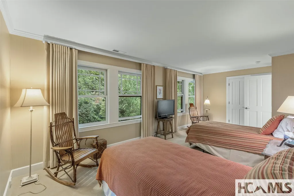 812 Ravenel Ridge Road Highlands NC 28741