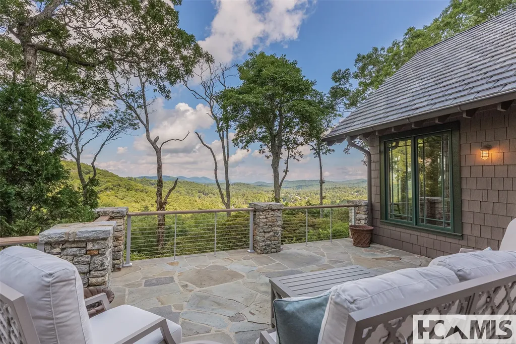 812 Ravenel Ridge Road Highlands NC 28741