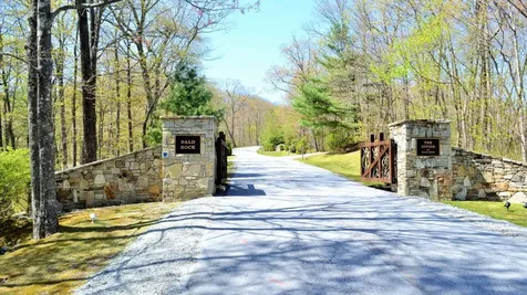 Lot P Spikemoss Road Sapphire NC 28774