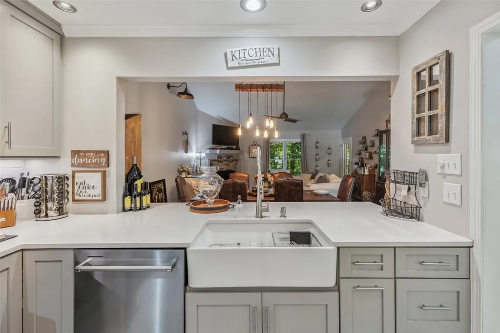 27 Dwarf Mountain Road Sapphire NC 28774