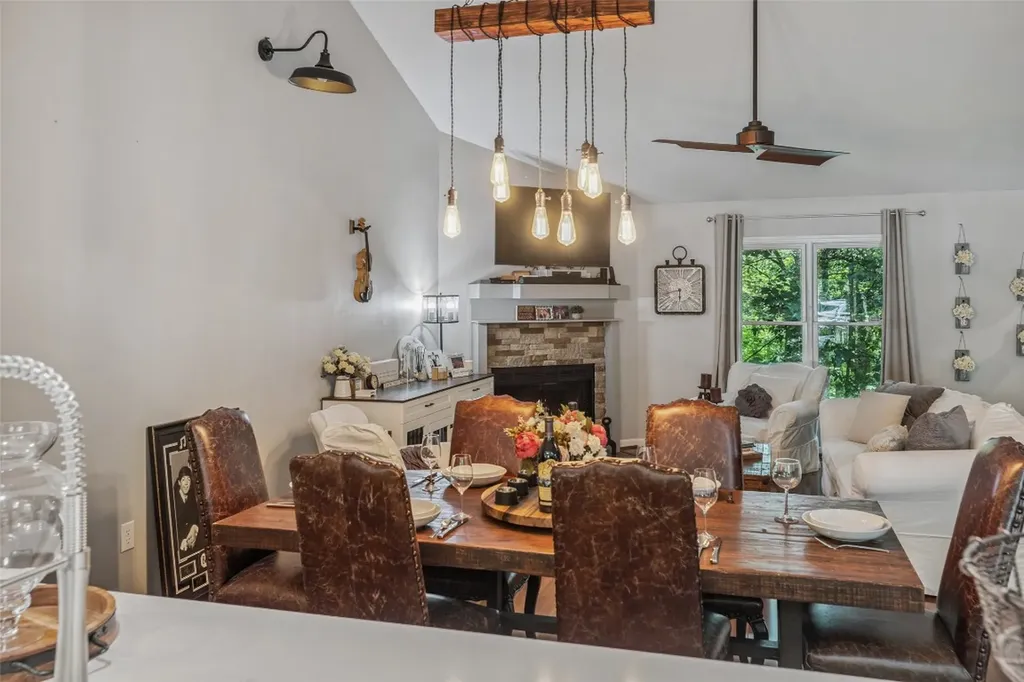 27 Dwarf Mountain Road Sapphire NC 28774