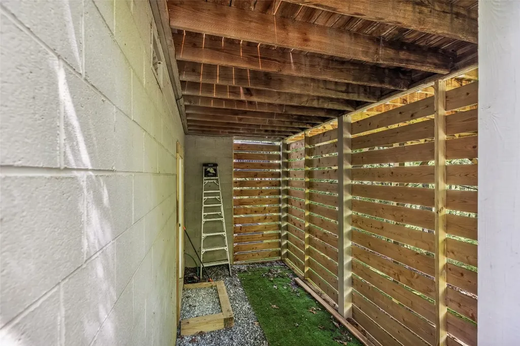 27 Dwarf Mountain Road Sapphire NC 28774