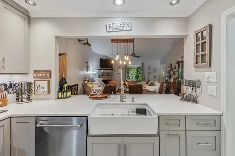 27 Dwarf Mountain Road Sapphire NC 28774