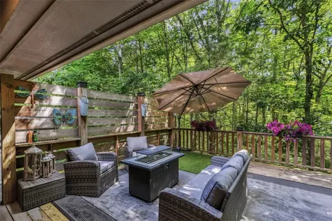 27 Dwarf Mountain Road Sapphire NC 28774