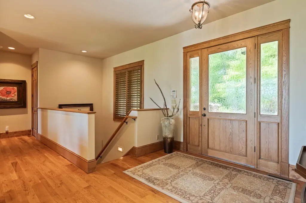 150 Old Hunters Run Cashiers NC 28717