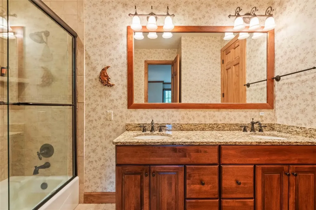 150 Old Hunters Run Cashiers NC 28717