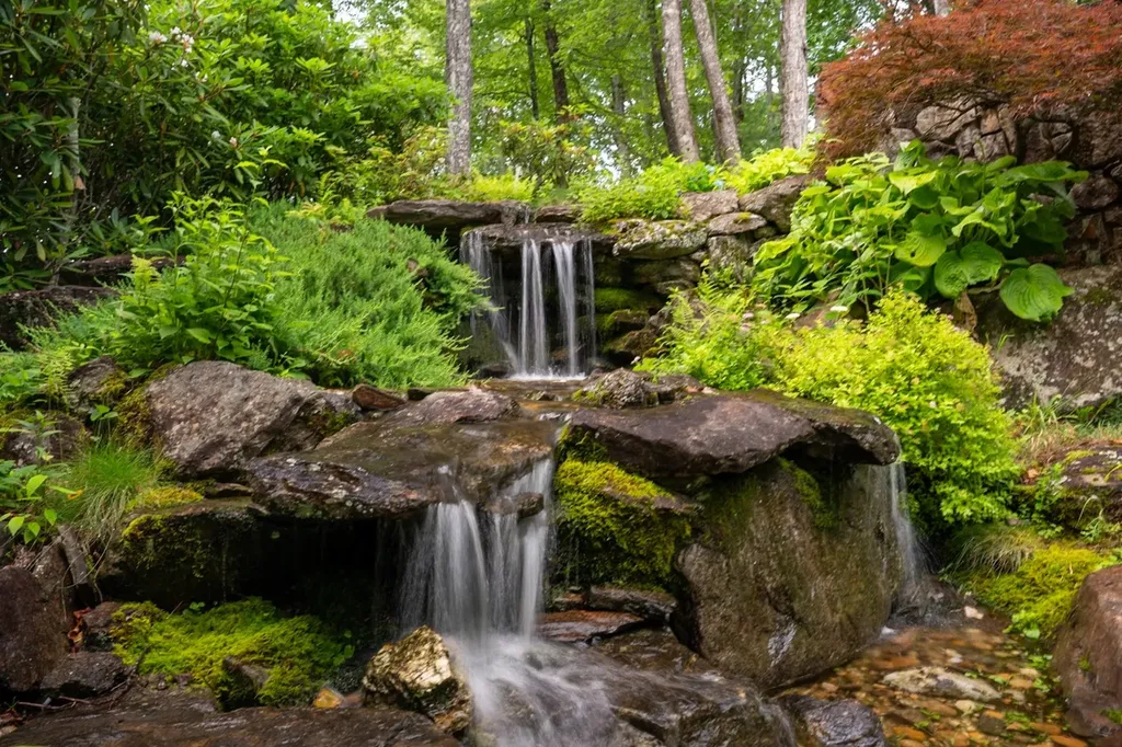 150 Old Hunters Run Cashiers NC 28717