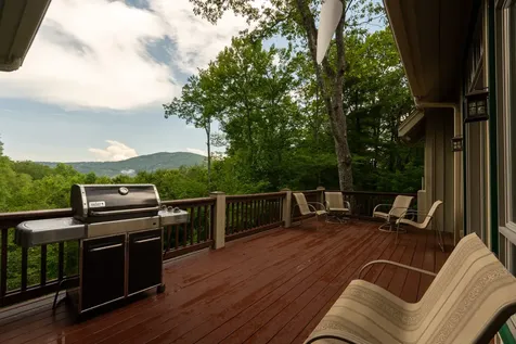 150 Old Hunters Run Cashiers NC 28717