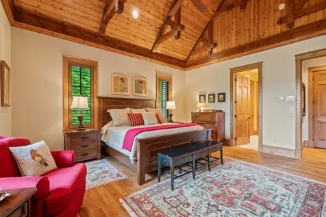 150 Old Hunters Run Cashiers NC 28717