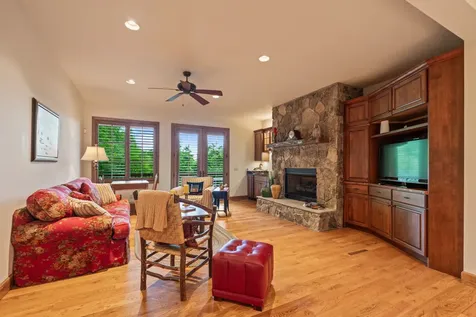 150 Old Hunters Run Cashiers NC 28717