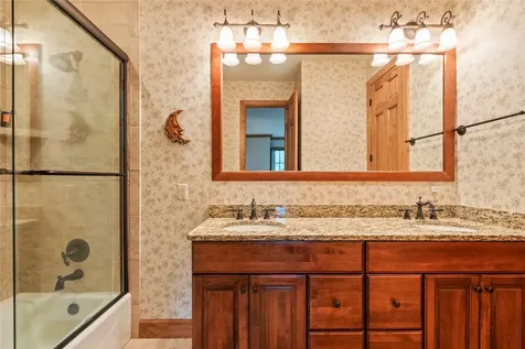 150 Old Hunters Run Cashiers NC 28717