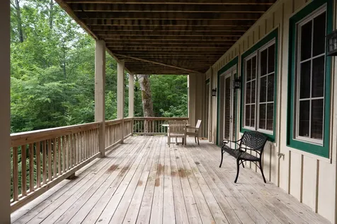 150 Old Hunters Run Cashiers NC 28717