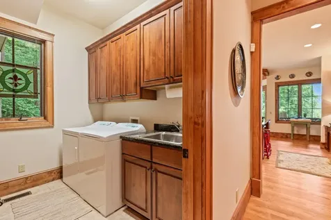 150 Old Hunters Run Cashiers NC 28717