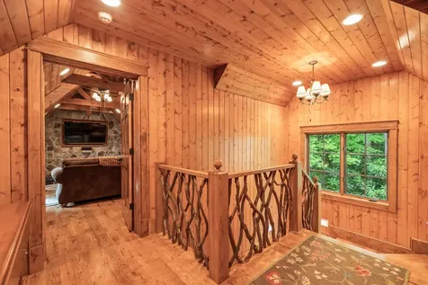 150 Old Hunters Run Cashiers NC 28717