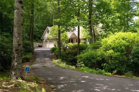 150 Old Hunters Run Cashiers NC 28717