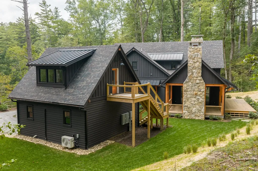 298 Pine Forest Road Sapphire NC 28774