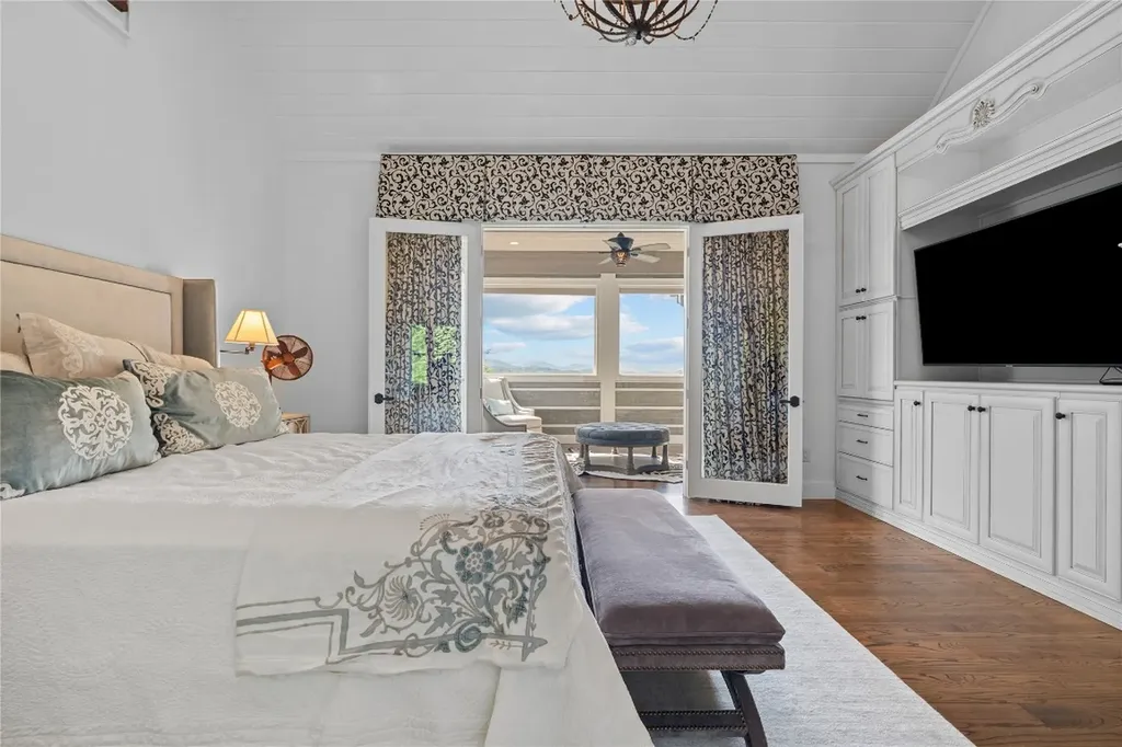 57 Loch Drive Glenville NC 28736