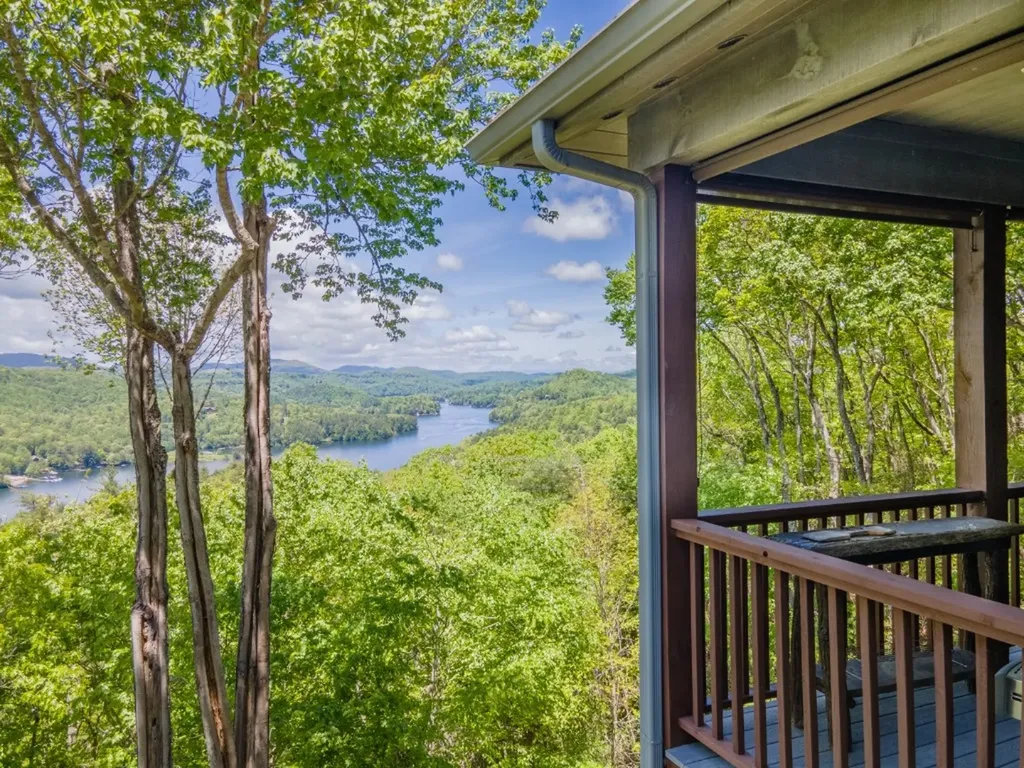 57 Loch Drive Glenville NC 28736