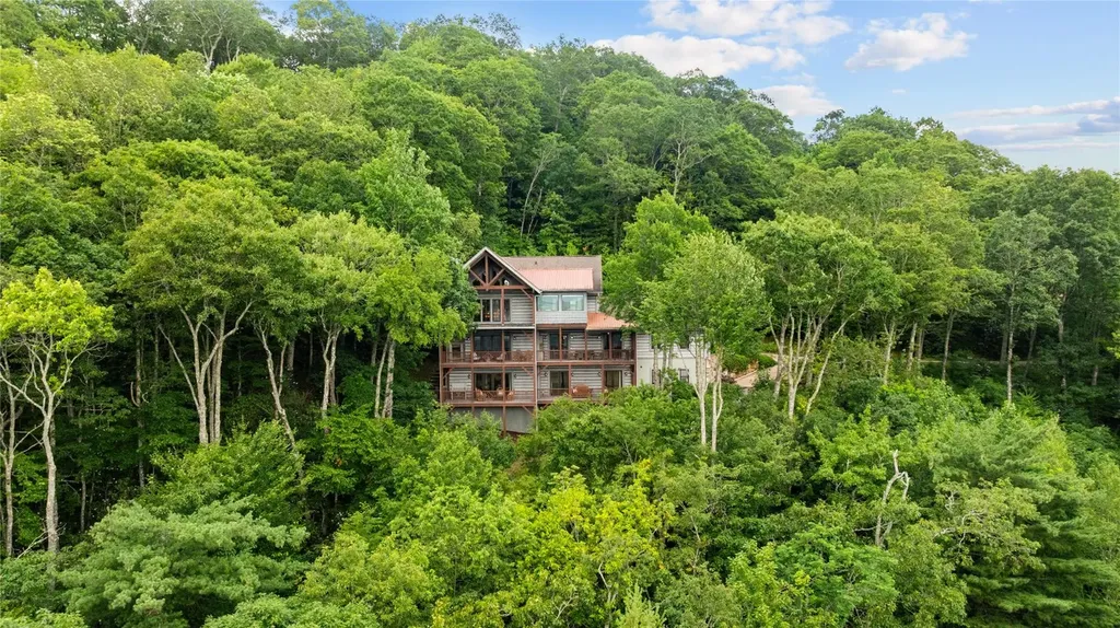 57 Loch Drive Glenville NC 28736