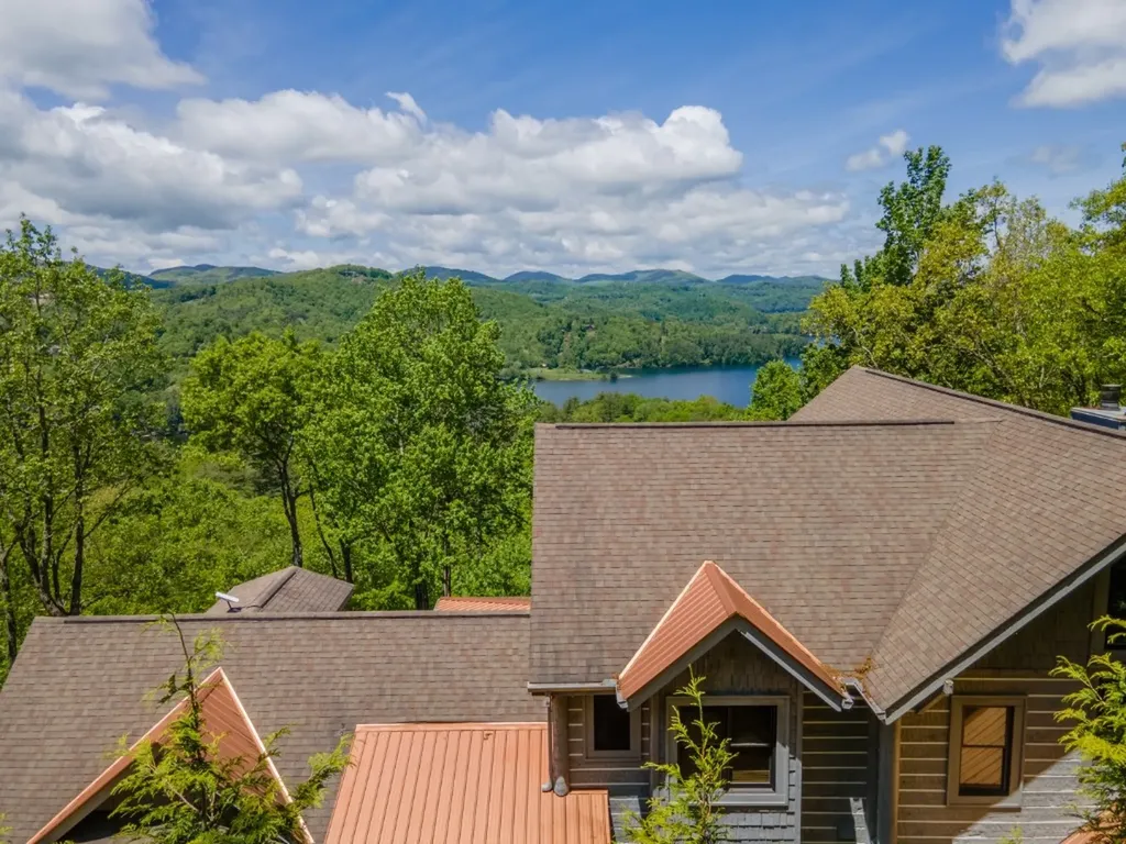 57 Loch Drive Glenville NC 28736