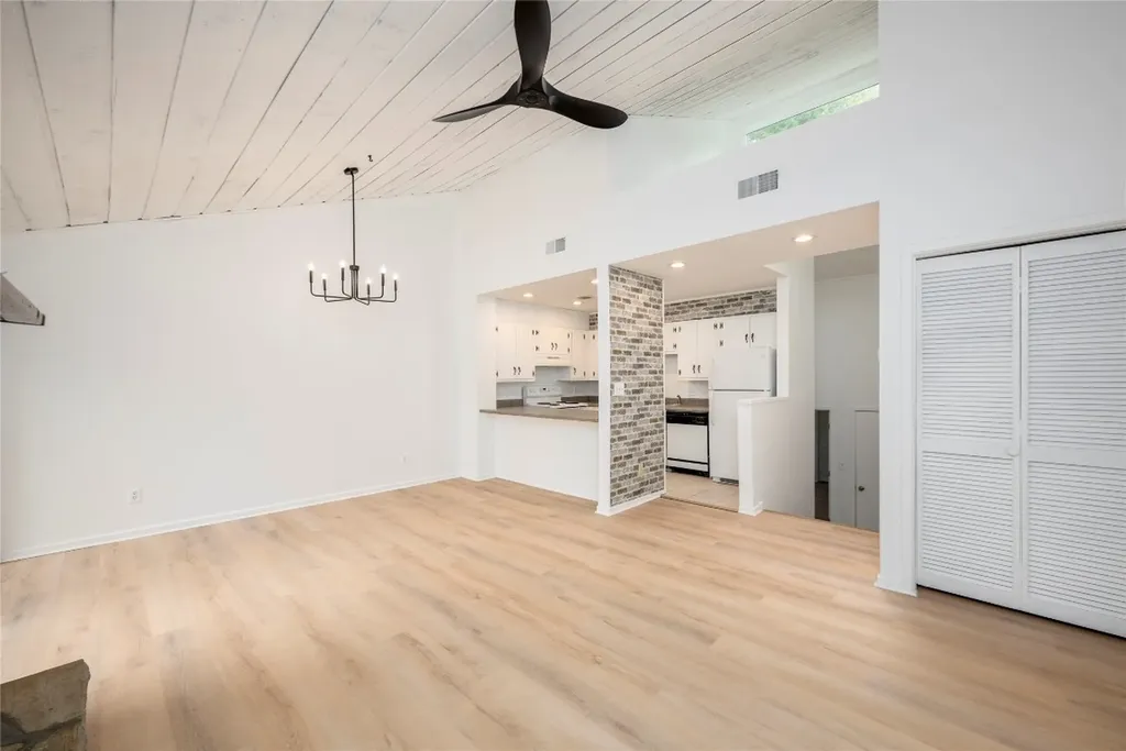 233 Meadow Way Sapphire NC 28774