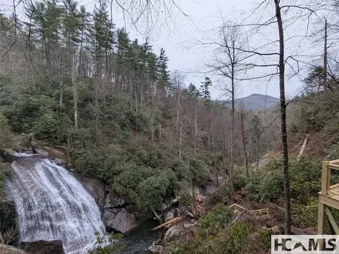 208 Nashs Knoll Cashiers NC 28717