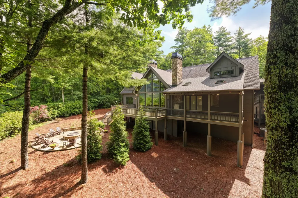 895 W Rochester Drive Cashiers NC 28717