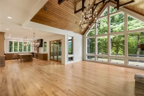 895 W Rochester Drive Cashiers NC 28717