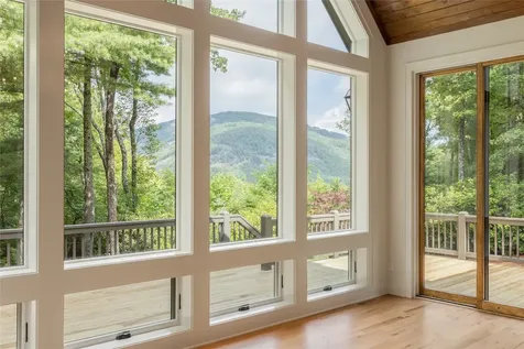895 W Rochester Drive Cashiers NC 28717