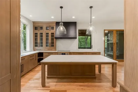 895 W Rochester Drive Cashiers NC 28717