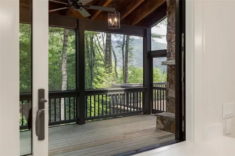 895 W Rochester Drive Cashiers NC 28717