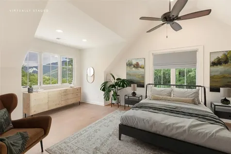 895 W Rochester Drive Cashiers NC 28717